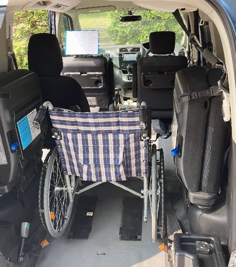 介護タクシーの車両案内
